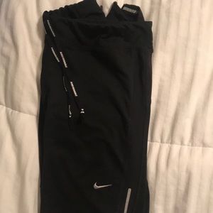 Nike Dry-Fit Leggings